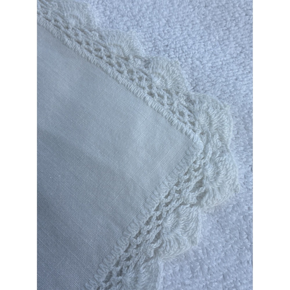 Vintage Linen Table Runner With Crocheted‎ Scalloped Edging 37"x16" Small Stain